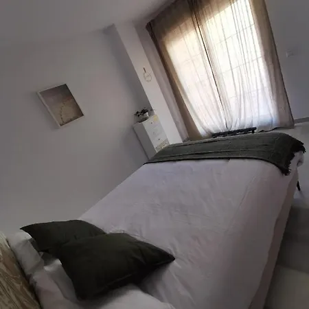 Apartamento Junto Al Mar Con Gran Terraza Marbella